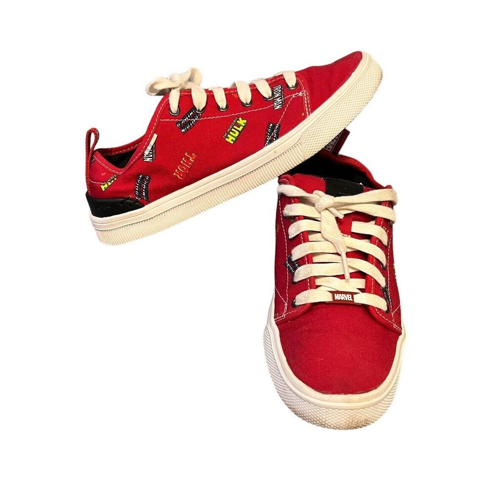 TOMS X Marvel Travel Lite Low AOP Marvel Logos Sneakers Women’s Size 6